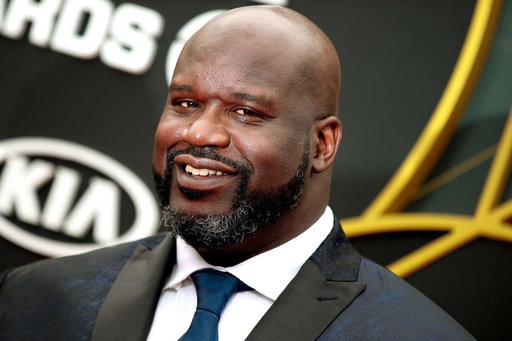 Shaq was asked what would happen if the 2001 version of himself faced 2025 Nikola Jokic:

“Slavian Chicken.” 😭 