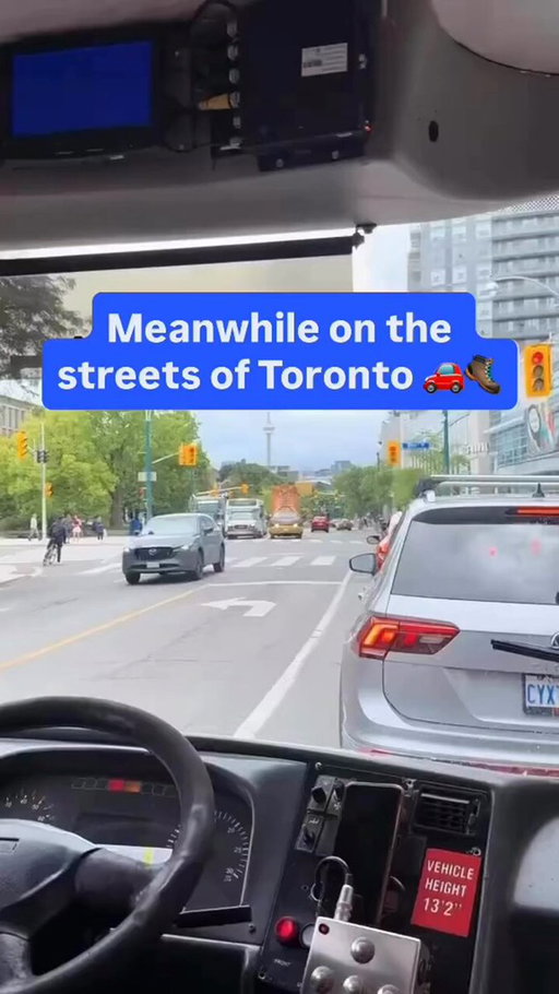 That’s a big ahhh boot 😭 🎥 Credit: 🏷️ #waveroom #waveroomtoronto #toronto #canada #mississauga 