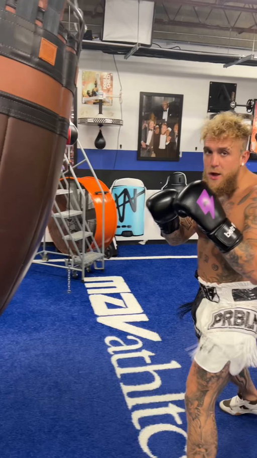 Jake Paul wants ALL THE SMOKE 🗣️ 

Who will accept the challenge? 👀 