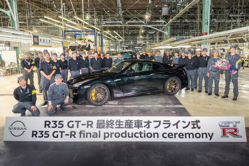 ◢◤ありがとう、R35 GT-R ◢◤

世界中のファンとともに駆け抜けたGT-Rが生産終了。
GT-Rは日産の象徴であり、私たちの情熱そのもの。
この伝説は終わりではなく、次なる進化への始まりです。

みなさんのGT-Rとの思い出を、 #GTR でぜひ教えてください。

#NissanGTR 