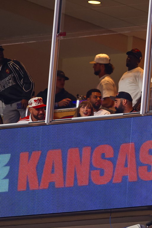 You knew what you wanted and boy, you got her!

❤️ @tkelce @taylorswift13 