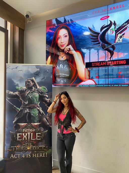 Incase you missed it, PoE2 is available to play at the @SideQuest_Hub café! 🥳
Along with the new Third Edict update!!

AND it’s F2P this FREE weekend! 😍 #Ad 