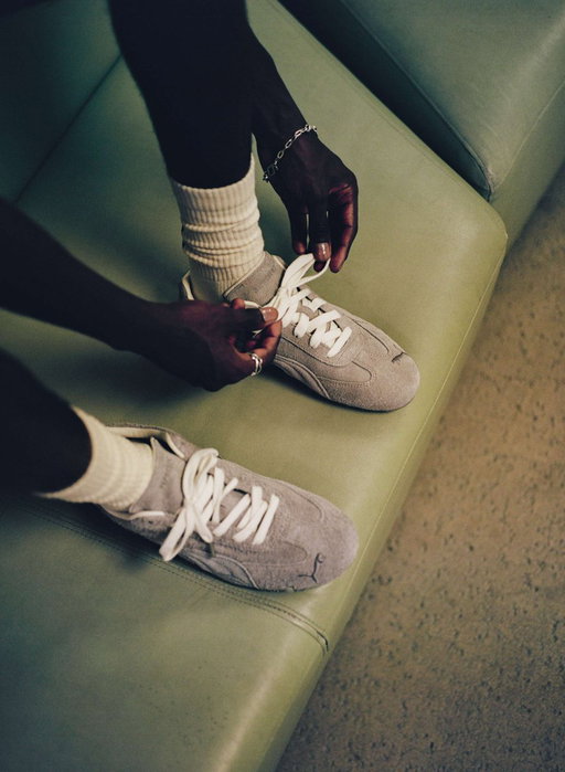 Represent x Puma Speedcat.

Launching Wednesday. 