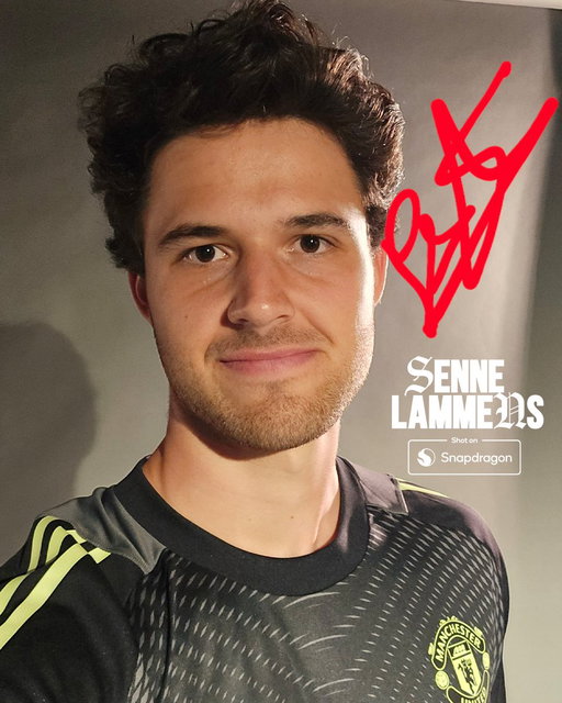 Senne's @Snapdragon selfie! 👌🔴

🤳 #ShotOnSnapdragon 