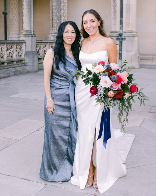In 2023, @JPegula opened up on the impact of her mother’s cardiac arrest: “In June 2022, I had just flown back to Florida from the French Open. I made the quarterfinals in singles and the finals in doubles. It was an amazing two weeks full of a lot of positives, including cracking the Top 10 in the world. A few days after I got home, I got a call around midnight (on my mom’s birthday) from my sister Kelly who was staying at my parents’ house. Something was wrong with our mom, and she was headed to the hospital in an ambulance. My mom was asleep when my dad woke up to her going into cardiac arrest and she was unresponsive for quite a while. My sister gave her CPR until the ambulance arrived.... Even though she doesn’t like to take credit for this terrible situation, she absolutely saved her life, followed by the critical job performed by the paramedics who arrived and were able to restore a heartbeat....

We lived in that hospital for basically two weeks. We took shifts, we brought each other food, we knew all the nurses and doctors, we even knew their schedules. We had to force my dad to go home and sleep, but most of the time he didn’t.... He didn’t want to go back to their house unless my mom was back with him....

I had already decided I was missing most of the grass season, but I still wanted to play Wimbledon if I knew my mom was OK. My dad didn’t want me to play, but I knew my mom would be upset if I skipped because of her. If the timeline worked out, I was going to play.

Luckily, she made small improvements, she moved out of the ICU after about a week, and into an in-patient care facility. She was aware, talking a little, but a long way from her normal self....

My mom is still in recovery.... She is dealing with significant expressive aphasia and significant memory issues. She can read, write, and understand pretty well, but she has trouble finding the words to respond. It is hard to deal with and it takes a lot of patience to communicate with her, but I thank God every day that we can still communicate with her at all.” https://t.co/SKOFKoAwud