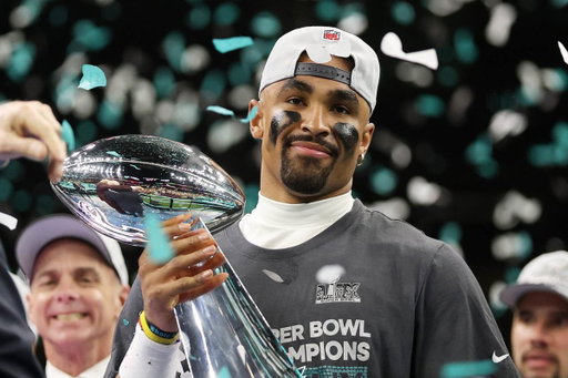 EVERYTHING you need to know about betting on Eagles Vs. Cowboys🧵⬇️

(Thursday Night Football) 