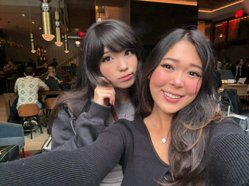 HEY YALL!! 🩵😎 Live now with @emiru for Always On connected by @ATT 🌐🗽WE ARE AT SUSHI-CON!!! IN NYC !!!:D and we shall try all sorts of yummy sushi 🍣🍱😋

https://twitch.tv/extraemily #ATTPartner 