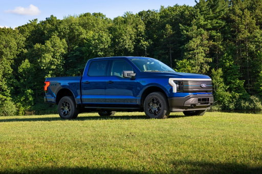 Say hello to the 2026 F-150 Lightning™ STX. 👋 A bold, customer-inspired all-electric truck designed to meet the needs of Canadian drivers seeking rugged capability and extended range.

Available early 2026. #FordCanada #F150Lightning #EV 
