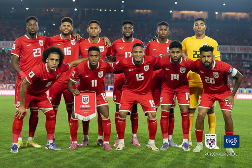 ¡📸 LOS TITULARES 🇵🇦!

La postal de #PanamáMayor🇵🇦 enfrentando a Guatemala 🇬🇹 en esta segunda fecha de la Ronda Final de las Eliminatorias Mundialistas.

⏱️5️⃣’ de partido.
🇵🇦 0-0 🇬🇹

🏟️ Estadio Rommel Fernández 
📺 @deportes_rpc y @tvmaxdeportes 

#MásPanameñosQueNunca🇵🇦 