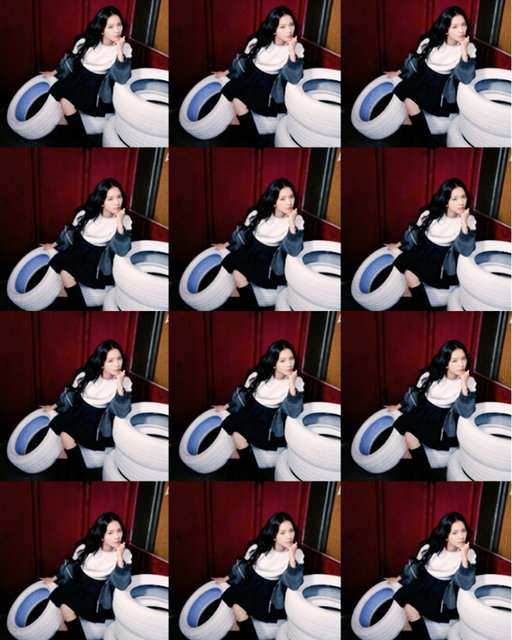 just dropping this here in case anyone needs a new JISOO wallpaper 