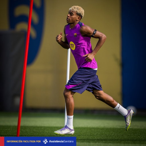 𝐂𝐎𝐌𝐔𝐍𝐈𝐂𝐀𝐃𝐎 𝐌𝐄́𝐃𝐈𝐂𝐎

El jugador 𝐋𝐚𝐦𝐢𝐧𝐞 𝐘𝐚𝐦𝐚𝐥 presenta molestias en el pubis que le impiden entrenar y jugar a día de hoy.

Su evolución marcará su disponibilidad para la vuelta a los entrenamientos. 