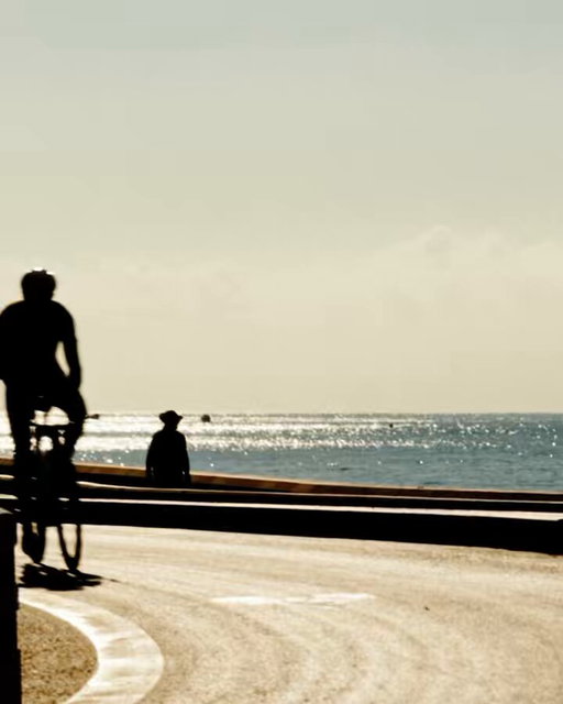 Welcome to Nice 🌊🇫🇷

Good luck to everyone competing in tomorrow’s IRONMAN World Championship, Nice. 

Join us in cheering on our HOKA elites: Sam Laidlow, Leon Chevalier, Mathias Petersen, Joe Skipper, Jan Stratmann, Antonio Benito 👏👏 

#FlyHumanFly 
