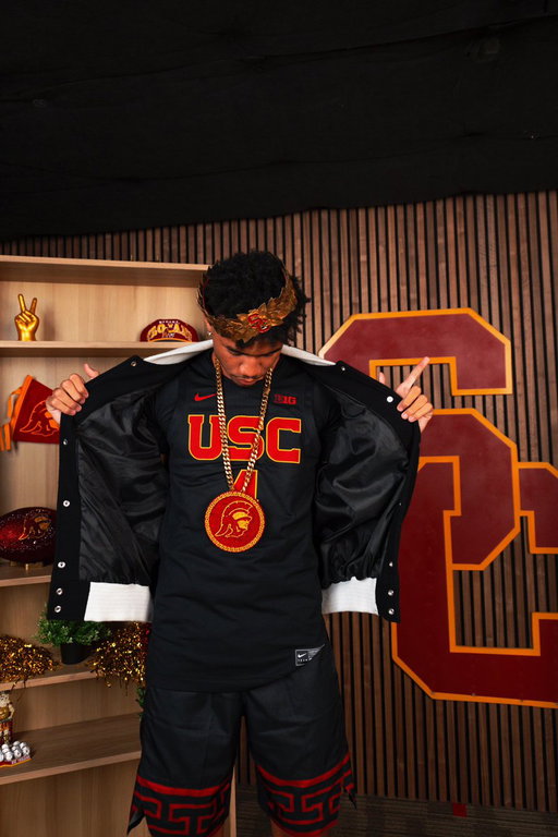 Trojan Nation?? ✌🏽 ❤️💛

#notcomitted
#officialvisit
#fighton 
