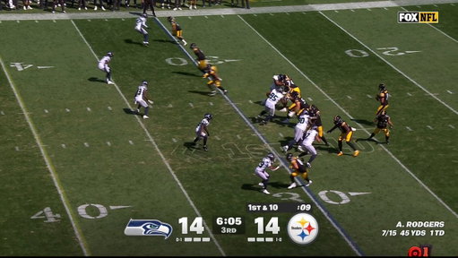 Look at this run after the catch! Hell yeah!  
