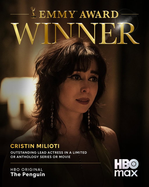 The Emmys have a new Queenpin. #CristinMilioti #ThePenguin #Emmys 