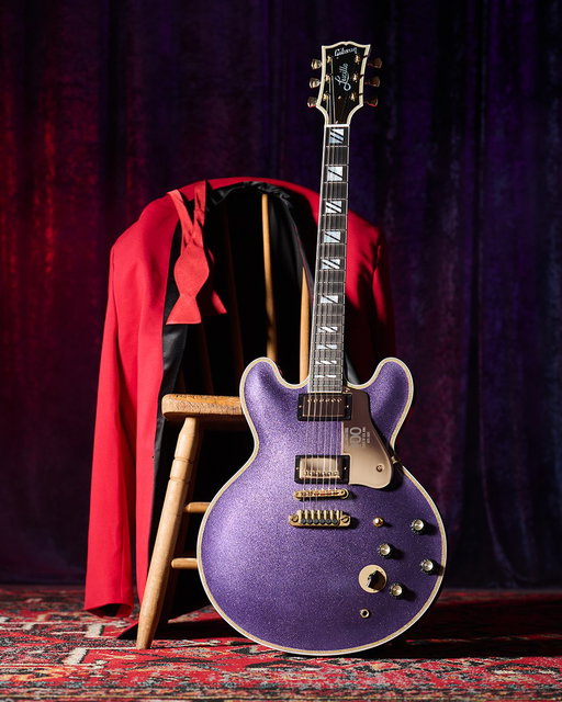 Today we honor the 100th birthday of B.B. King—the King of the Blues. His music, his legacy, and his beloved Lucille continue to shape generations of players and fans around the world. 

To celebrate his centennial, we created this one-of-a-kind purple sparkle Gibson Custom Lucille Legacy model in tribute. 💜👑 Celebrate with us by sharing your favorite B.B. King song or memory in the comments!