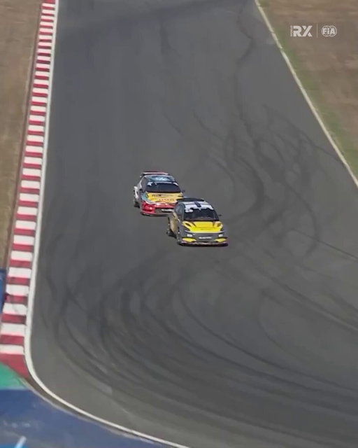 This is how you secure the win 🔒🏆 

Johan Kristoffersson pressures Niclas Grönholm and takes the lead in the day one Final 🏆🇹🇷

#WorldRX 