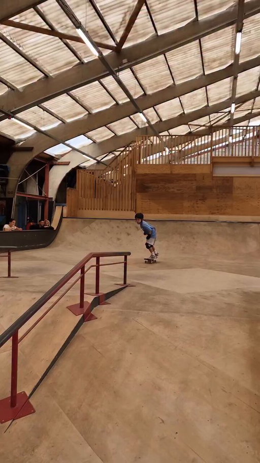 8 years old?! @skaterbruce definitely has a bright future ahead of him 🤯 #SLSFutures 