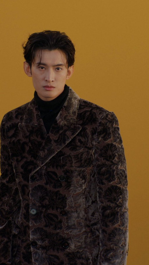 Koji Mukai at Perks Field for the Burberry Summer 2026 show

https://t.co/dq9ViCTTZu 
