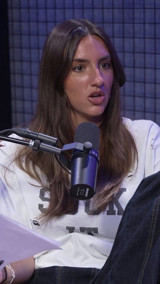 Are you a casual or a Stoolie if you know who @hen_ease is? 