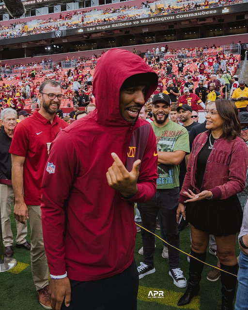 Jayden Daniels linked up with Andrew Luck before Week 3's kickoff who Stanford teammate Zach Ertz explained the similarities between the two

“Jayden has a gravity to him. He pulls people into a circle. Andrew Luck was the only other guy that I’ve been around that really had a pull to him. Guys want to be around him, it’s never about him. He always just wants to be one of the guys.

[Luck] never wanted to be viewed as anything other than a great teammate and Jayden is the same. All the stuff that has transpired the last 15 months for him since he got drafted, you couldn’t tell the difference in his approach. He couldn’t tell a difference in how he treats people. That just speaks volumes about the type of person he is.”