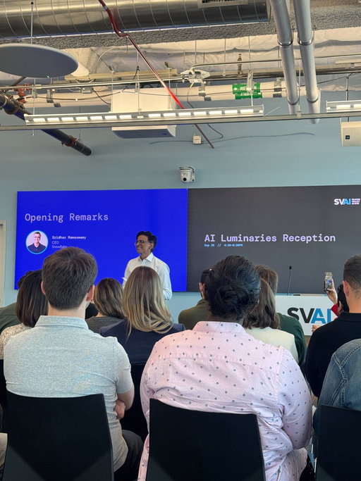 Our CEO @RamaswmySridhar kicks off the evening by discussing the role of the ecosystem in accelerating AI:

“Snowflake is at the center of today’s AI revolution. We’re working together with industry leaders, founders, and a strong ecosystem to accelerate AI adoption and build what's next.”