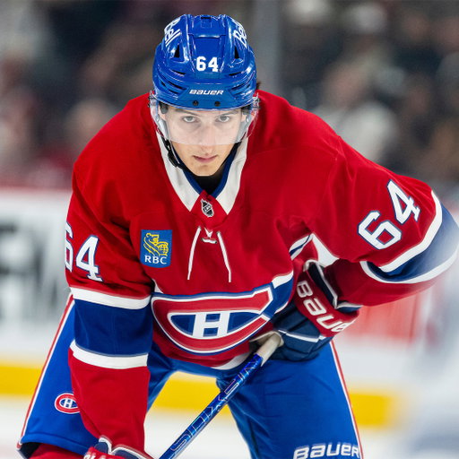 Le défenseur David Reinbacher (fracture de l’os métacarpien) ratera quatre semaines d’activité.

Defenseman David Reinbacher (broken metacarpal bone) will be out for four weeks. 