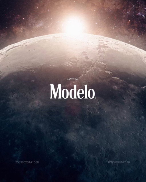 ¿En la luna? El sabor que te aterriza al presente. 🍺📷 #ModeloLoHaceEspecial 