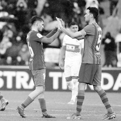 Sabía que este momento tenía que llegar, aunque cueste hacerse a la idea. Cuelgas las botas, pero tu fútbol quedará para siempre, Busi. También la visión del Barça y de la vida, que tuve la suerte de compartir contigo durante 3 años.

Estoy convencido de que nuestros caminos se volverán a juntar en el futuro, amigo. Mientras tanto, disfruta de tu nueva vida y no dudes que tanto mi familia como yo te deseamos lo mejor.