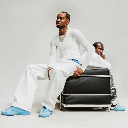 SHAI 001: MASI BLUE.

From @shaiglalex. To Thomasi.

Out 10.2. 