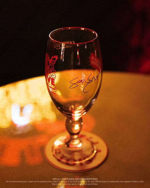 From the set of Hot Ones Live to your mantle — this custom 10th anniversary Hot Ones chalice, signed by Sean Evans, could be yours. ​

Reply with #HotOnesChalice #Sweepstakes for your chance to own a piece of Stella Artois and Hot Ones history. 
