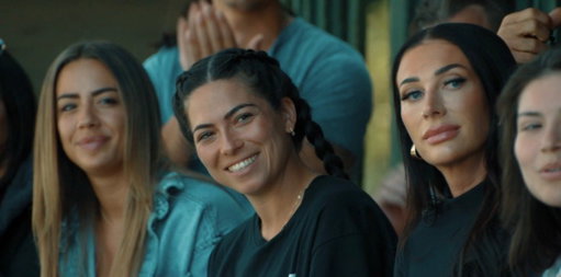 smiling bc the cheaters and liars still can't surpass me. get ready for my ivy league brain and all-american legs in tonights ep #TheChallenge41 