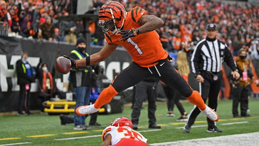 Throwback to Ja’Marr Chase torching the Chiefs as a rookie!🔥

11 receptions
266 yards
3 TD’s

Absolutely electric🔥

 