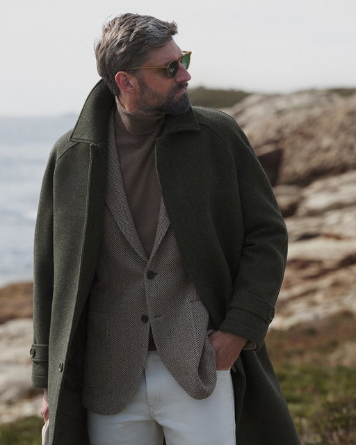 Earth's textures. Tailoring's traditions. The Fall 2025 Collection explores rich materials and warm layers for the chilly season.

Discover the campaign here: https://propercloth.com/lookbooks/fall-2025 