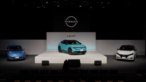 【お知らせ】新型 #日産リーフ ついに登場！

https://www3.nissan.co.jp/vehicles/new/leaf.html

クロスオーバーEVに生まれ変わった3代目。大きく伸びた航続距離。

より気持ちよく、より快適に、心を動かすクルマに仕上がりました。 