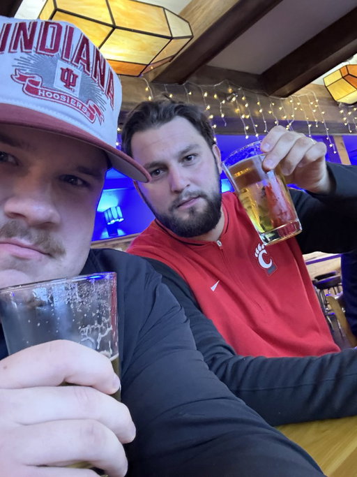 Shift has started. Beer 1. Cheers everyone🍻 