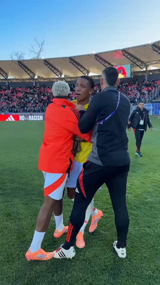🎥 ¡𝘼 𝙎𝙀𝙈𝙄𝙎 𝘾𝙊𝙊𝙊𝙊𝙊𝙊𝙇𝙊𝙊𝙊𝙊𝙊𝙈𝘽𝙄𝙄𝙄𝙄𝘼𝘼𝘼𝘼𝘼𝘼! 🙌

#LaSeleNosUne🇨🇴 