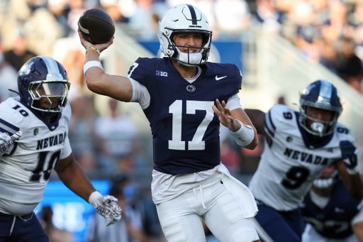 Redshirt freshman QB Ethan Grunkemeyer will be in line to start the rest of the season for Penn State. He's 9 of 13 for 114 yards with a TD and an INT in his career. Has also rushed for a TD.

Former top-150 recruit. 

https://t.co/CiTJhKErDx 