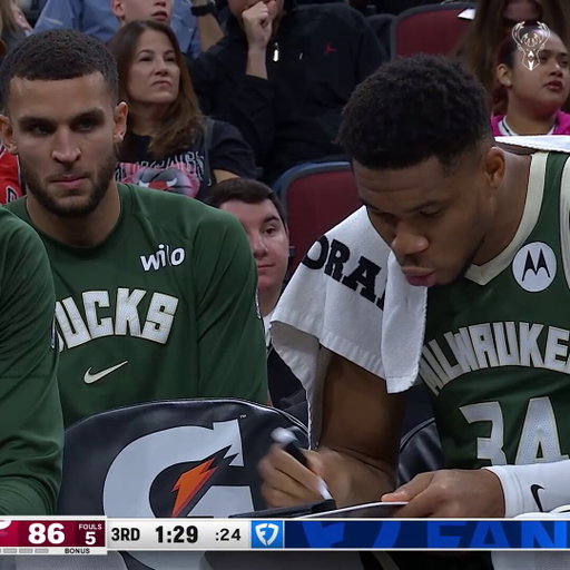 Giannis and Myles are so locked in. 