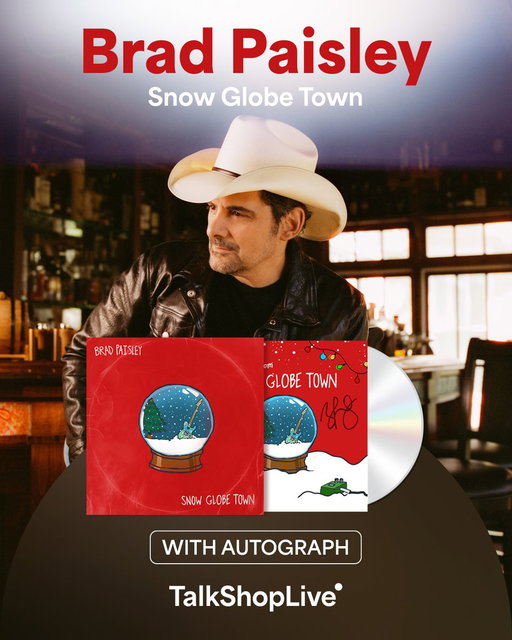 Just in time for the holidays 🎅✨ Pre-order your copy of @BradPaisley's new Christmas album Snow Globe Town with an autographed insert. 

Get yours ➡️ https://t.co/7ADILOI47o 