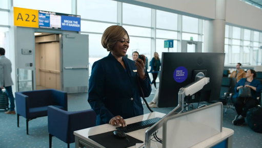 Lightning-fast @Starlink Wi-Fi is now on board our first mainline aircraft. 🛰️

Stay connected from gate to gate on allllll your devices just like you’re at home. That means live streaming, live sports, live gaming, even live watching your pet cam. 😉

Starlink Wi-Fi is already available on more than half of our regional fleet, and it’s rolling out on more planes every day. Free for MileagePlus members.