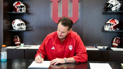 In Bloomington to stay. ✍️

🔗: https://t.co/y9cinJXwps 