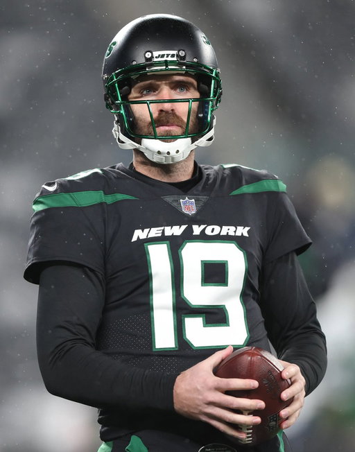 Aaron Rodgers vs. Joe Flacco

Battle of the Uncs. Battle of ex Jet QBs. 
