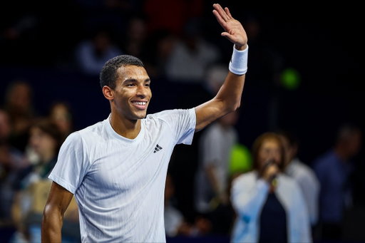Taking it to semis 🔥🔜

📸: @atptour | @BNPPFEUOpen 