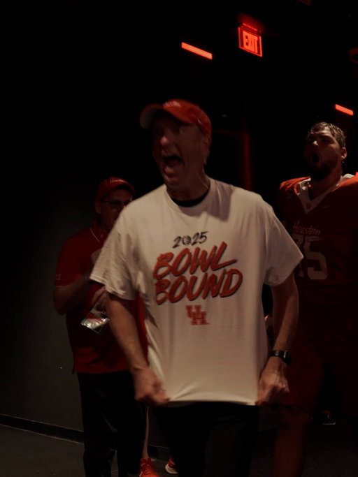 Coogs are bowl eligible  🎳 