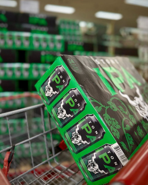 Adulting done right. 

Stone IPA 24pks are available nationwide! Use https://t.co/UziVZPgfWK to track down the OG San Diego West Coast IPA near you. 

For our thirsty SoCal fans, you’ll find some steep deals this week at a couple big grocery chains. 👀 Check your local store! 