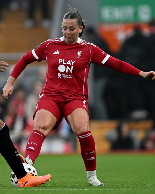 Twice as many girls than boys drop out of sport by age 14. We’re trying to help change this in partnership with @LFC through ‘Play On’, an initiative that underscores the critical importance of keeping girls in sport, for life. 

Learn more about ‘Play On’ and our recent LFC shirt logo takeover here: https://t.co/MSeu9h3gDg

#SCLFCPlayOn