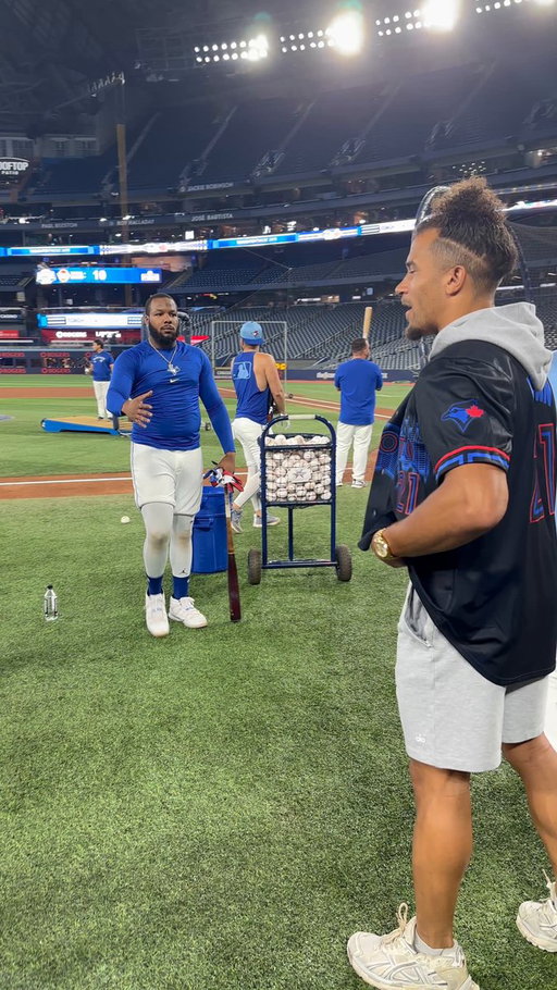 🗣️MVP MVP MVP
LET’S GO @BlueJays #WANTITALL 