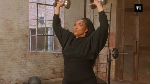 Lizzo shows off her strength. 💪 