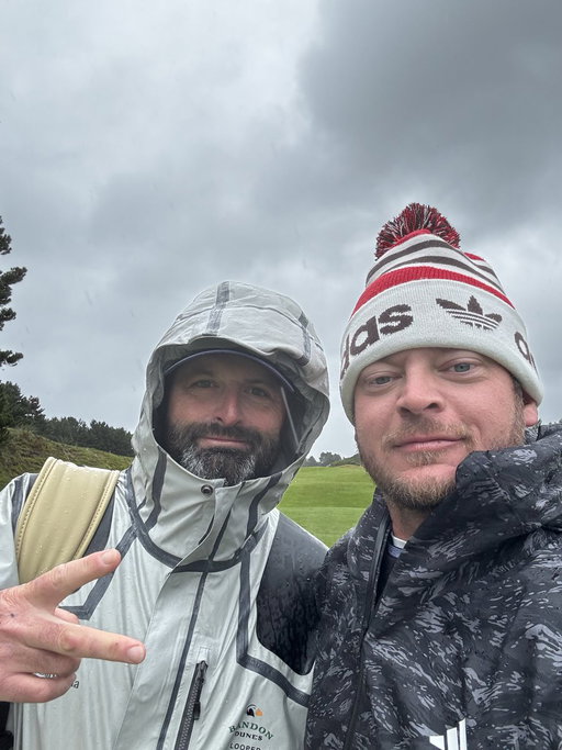 Alright here we go. I’m giving away a free driver.

30-50mph winds on Pac Dunes. Pouring rain. The green tees (about 6,200 yards).

Guess what I shoot &amp; if you’re right you enter to win a free @TaylorMadeGolf Qi35 driver. I’ll send it to you myself. 
